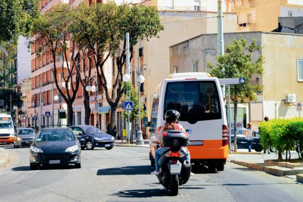 Italien Sardinien Bus Verkehr