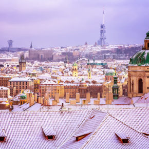 nl_tschechien-prag-kirche-schnee