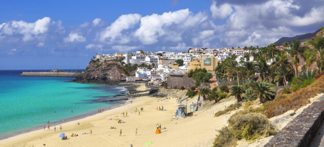 Im Hochsommer nach Fuerteventura: 6 Tage im 4* Hotel inkl. Frühstück, Flug & Transfer nur 566€