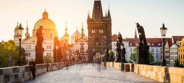 Prag erleben: 2 Tage Städtetrip im TOP 4* Hotel mit Frühstück ab 33€