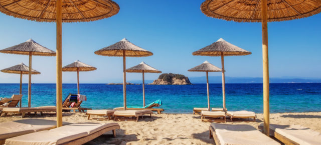 Inselurlaub auf Skiathos: 8 Tage im guten Apartment inklusive Frühstück & Flug nur 256€