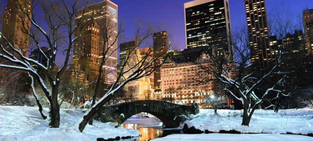 Winterzauber in New York: 7 Tage mit Hotel in Brooklyn & Direktflug ab nur 735€