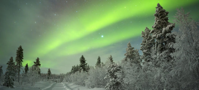 Reise zu den Polarlichtern: 2 Tage übers Wochenende nach Finnland mit 3* Glas-Iglu & Frühstück nur 154€