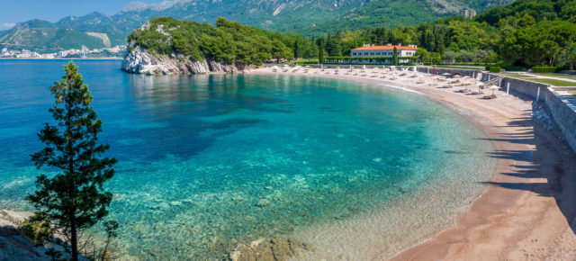 Ab nach Montenegro: 13 Tage in Ulcinj mit TOP Unterkunft in Strandnähe & Flug nur 147€