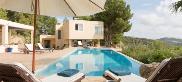 Luxus in Spanien: 7 Tage in Ferienvilla auf Ibiza nur 317€