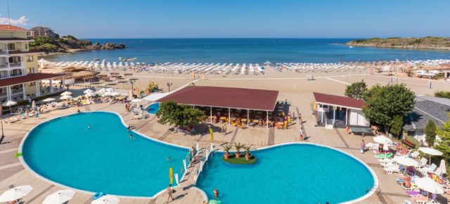 Last Minute Strandurlaub: 8 Tage Bulgarien im TOP 4* TUI Suneo mit All Inclusive, Flug, Transfer & Zug nur 320€