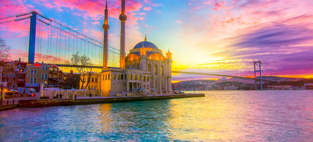 Metropole am Bosporus: 5 Tage Istanbul im TOP 3* Hotel mit Frühstück & Flug nur 256€