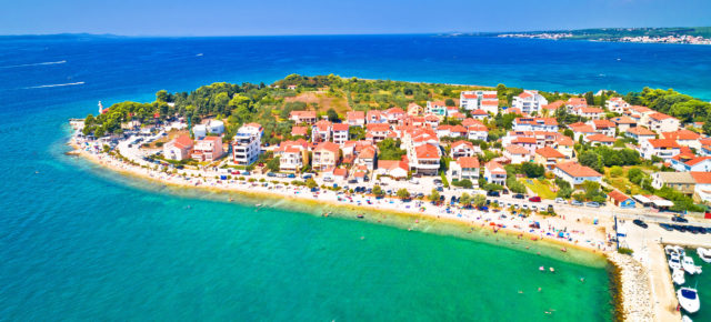 Strandurlaub in Kroatien: 8 Tage Zadar im 3* Hotel Donat mit All Inclusive & Flug nur 352€