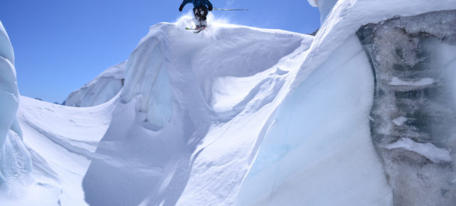 Pünktlich zum Skiopening auf die Piste: 3 Tage am Wochenende in Tirol mit TOP 4* Hotel mit Frühstück & Skipass ab 269€