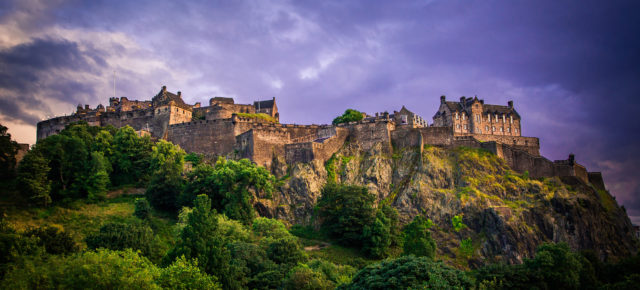 Kurztrip nach Edinburgh: 3 Tage Schottland im zentralen Travelodge Hotel inkl. Flug nur 187€