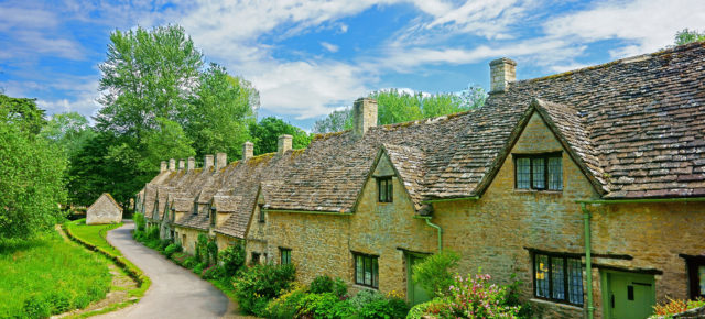 Kurztrip nach England: 4 Tage Bibury mit Travelodge Hotel & Flug ab nur 162€