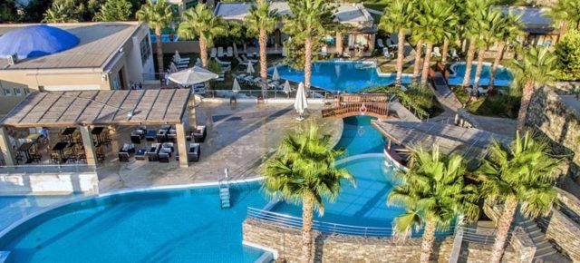 Luxus auf Kreta: 8 Tage im TOP 5* Hotel mit Halbpension, Flug & Transfer um 661€