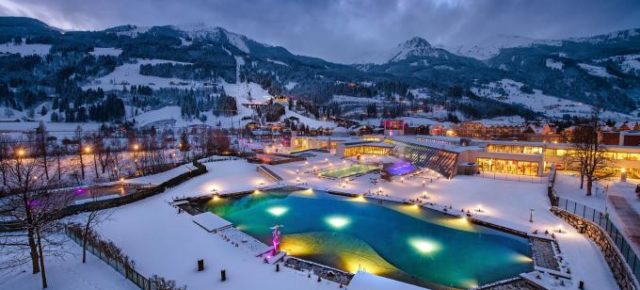 Aktivurlaub in den Alpen: 3 Tage übers Wochenende im guten 4* Hotel inklusive Halbpension, Thermen-Eintritt & Extras ab 159€