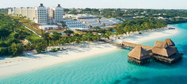 Traumurlaub auf Sansibar: 10 Tage im neuen TOP 4* RIU-Hotel mit All Inclusive, Flug & Transfer nur 1479€