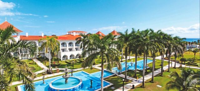 Wohlfühlurlaub in Mexiko: 10 Tage im TOP 5* Riu Hotel mit Junior Suite, All Inclusive, Flug & Transfer um 1585€