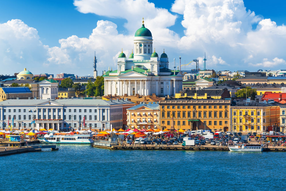 finnland-helsinki-altstadt-vom-wasser