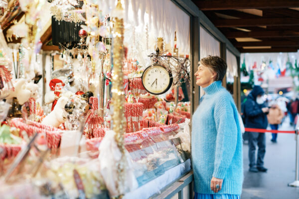 Weihnachtsmarkt Frau