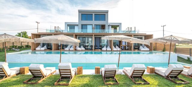 Griechenland Urlaub der besonderen Art: 6 Tage Chalkidiki im TOP 4* Hotel mit Junior Suite inkl. Pool, Frühstück, Flug & Extras nur 450€