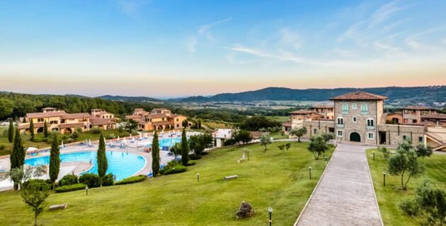 Pian dei Mucini Toscana Resort Pool